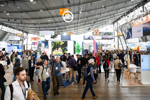 德国法兰克福测绘、无人机、智慧城市展览会展会现场图片