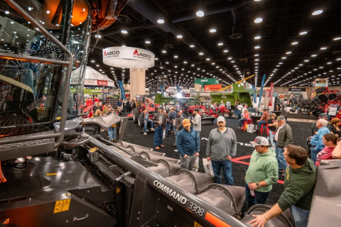 美国圣路易斯维尔全国农业机械展览会展会现场图片