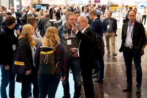 德国法兰克福测绘、无人机、智慧城市展览会展会现场图片