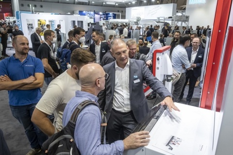 德国斯图加特金属加工展览会展会现场图片