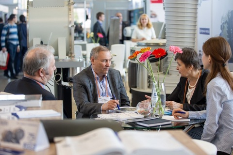 俄罗斯莫斯科真空设备展览会展会现场图片