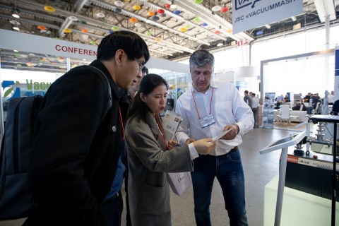 俄罗斯莫斯科真空设备展览会展会现场图片