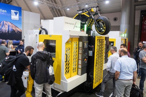 德国斯图加特金属加工展览会展会现场图片