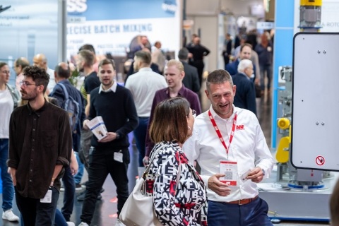 德国纽伦堡粉体工业展览会展会现场图片