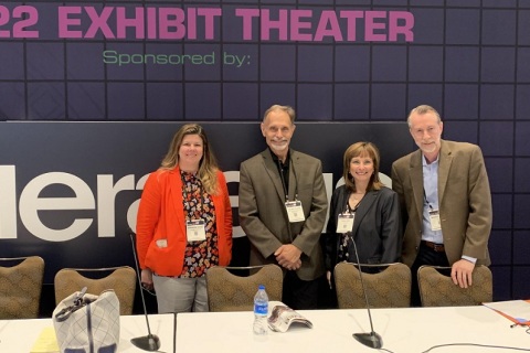 美国UV+EB固化粘胶剂展览会展会现场图片