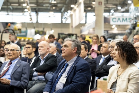 意大利巴里沥青及道路展览会展会现场图片