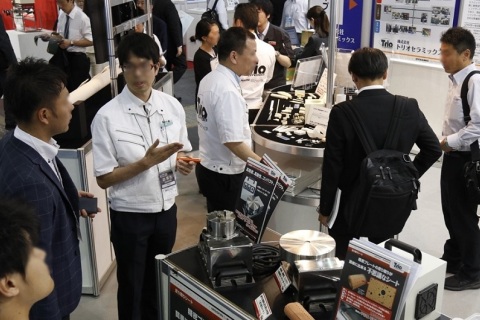 日本大阪高机能薄膜技术展览会展会现场图片