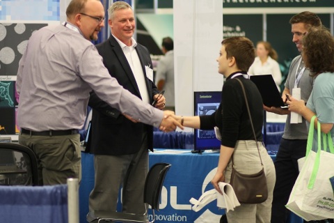 英国伯明翰先进陶瓷展览会展会现场图片