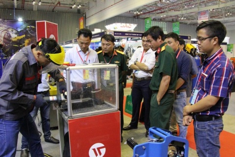 越南钢铁、铝工业、冶金、板材展展会现场图片