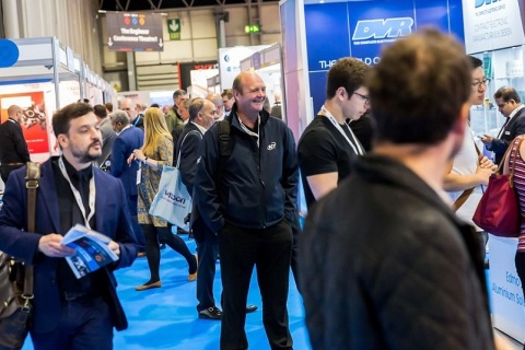 英国伯明翰动力传动展览会展会现场图片