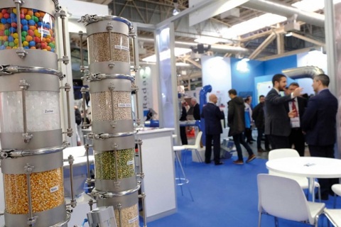 西班牙巴塞罗那粉体工业展览会展会现场图片