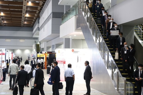 日本大阪粉体工业展览会展会现场图片