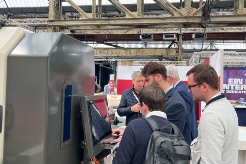 美国钛工业展览会展会现场图片