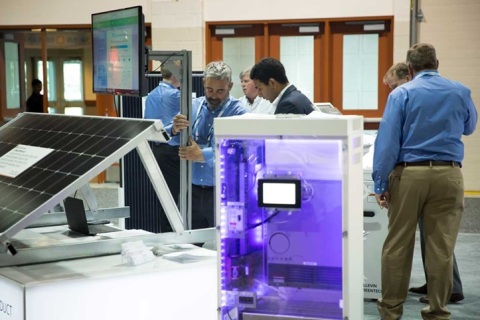 加拿大机电、电子、电力展览会展会现场图片