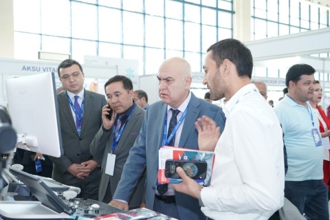 乌兹别克斯坦电子、电气工程与创新技术展展会现场图片