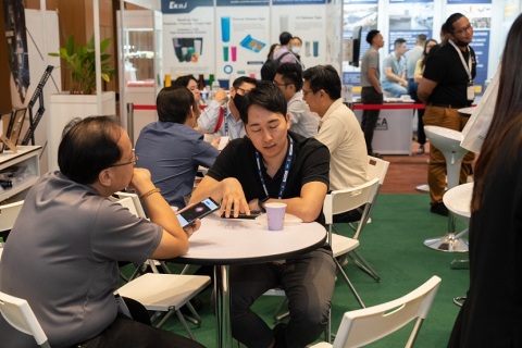 马来西亚槟城电子制造业展览会展会现场图片