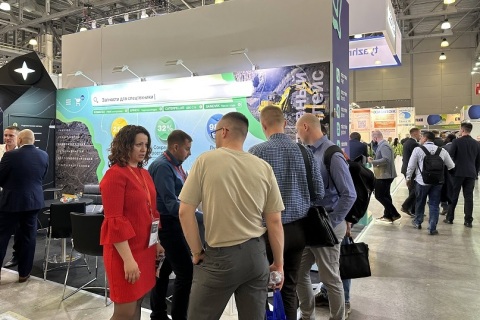 沙特太阳能光伏、储能展览会展会现场图片