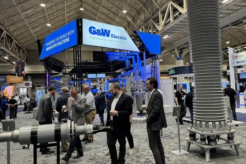 美国电力电网输配电展览会展会现场图片