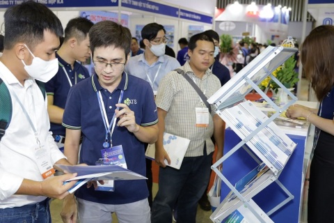 越南胡志明电力及能源展览会展会现场图片