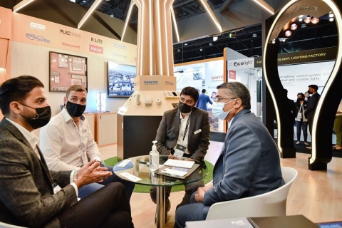 中东迪拜城市、建筑及商业照明展览会展会现场图片