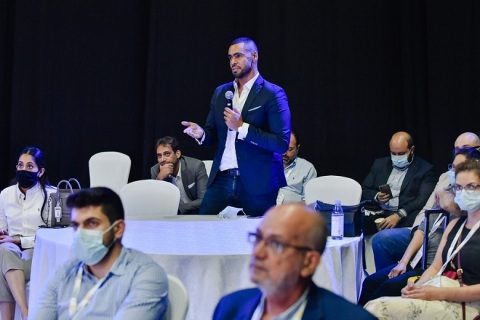 中东迪拜城市、建筑及商业照明展览会展会现场图片