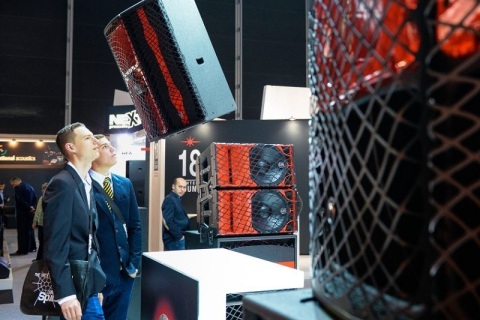 德国法兰克福舞台灯光及音响技术展览会展会现场图片