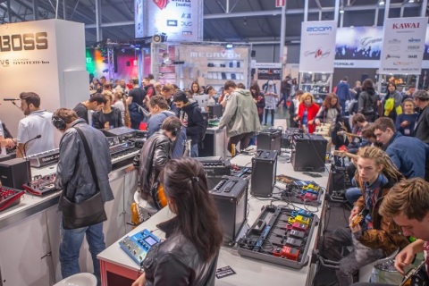 德国法兰克福乐器展览会展会现场图片