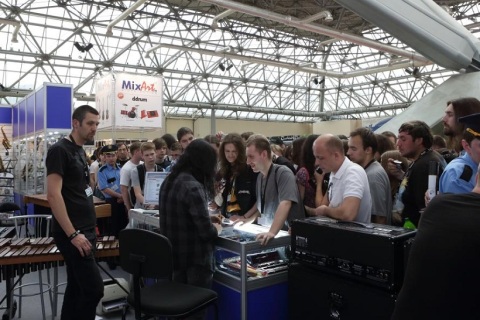 俄罗斯莫斯科灯光舞台展览会展会现场图片