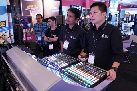 印尼雅加达乐器灯光及音响展览会展会现场图片
