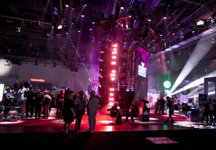 美国拉斯维加斯舞台灯光及音响展览会