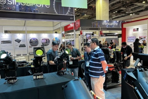 新加坡舞台灯光音响展览会展会现场图片