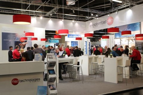 德国纽伦堡嵌入式展览会展会现场图片