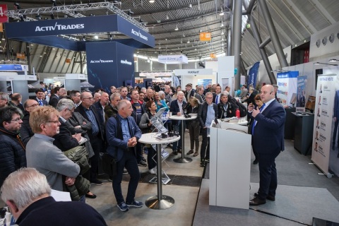 德国斯图加特质量控制贸易及仪器仪表展展会现场图片