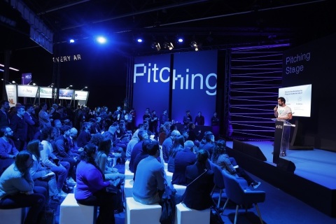 西班牙巴塞罗那世界移动通信大会展会现场图片