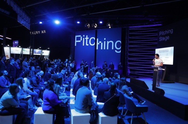 西班牙巴塞罗那世界移动通信大会