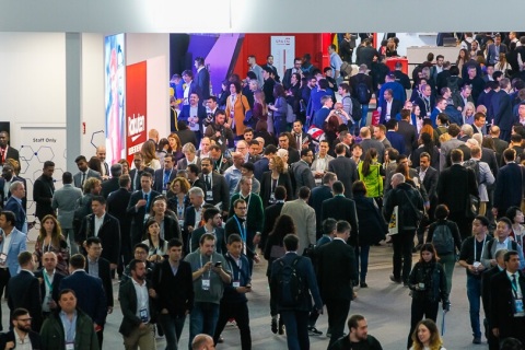 西班牙巴塞罗那世界移动通信大会展会现场图片