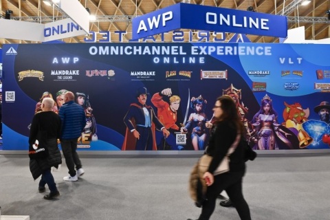 意大利里米尼游乐设备及游戏展览会展会现场图片