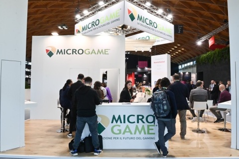 意大利里米尼游乐设备及游戏展览会展会现场图片