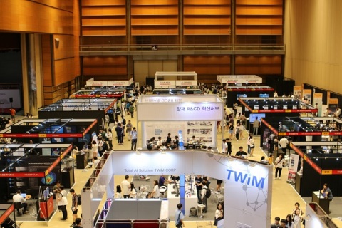 韩国首尔人工智能展览会展会现场图片