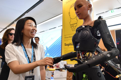 瑞士日内瓦全球人工智能向善大会展会现场图片