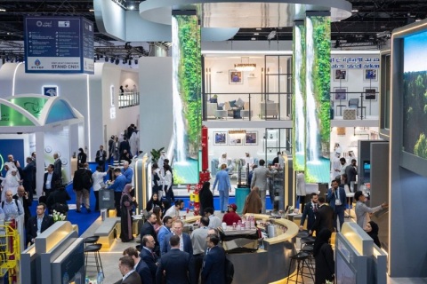 中东阿联酋阿布扎比石油展览会展会现场图片