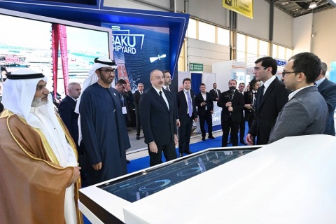 阿塞拜疆巴库能源论坛展会现场图片