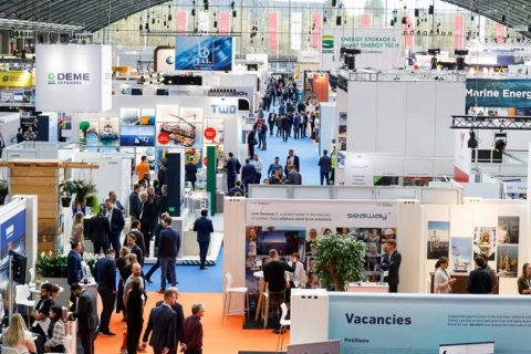德国杜塞尔多夫太阳能、储能技术、能源展览会展会现场图片