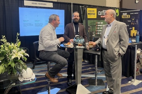 美国海底管道回接及海事展览会展会现场图片