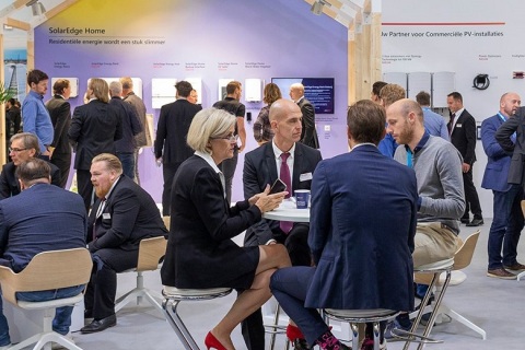 德国杜塞尔多夫太阳能展览会展会现场图片