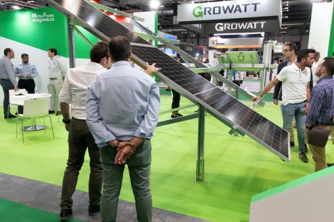 西班牙马德里能源展-西班牙太阳能光伏展展会现场图片