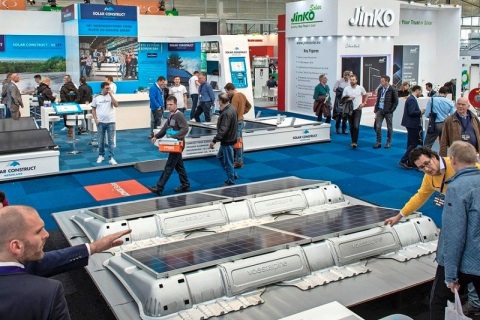 德国杜塞尔多夫太阳能展览会展会现场图片