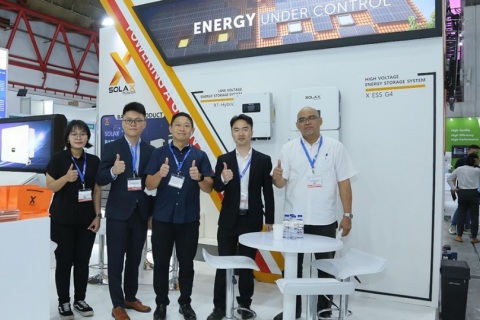 印尼雅加达太阳能光伏展览会展会现场图片