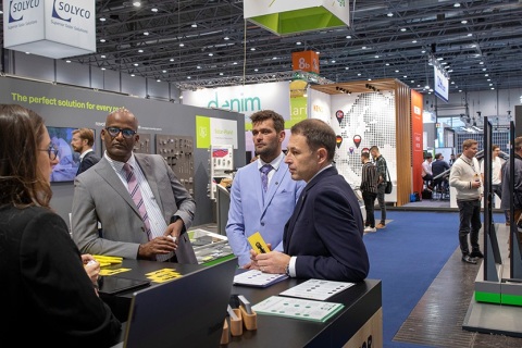 荷兰太阳能光伏展览会展会现场图片