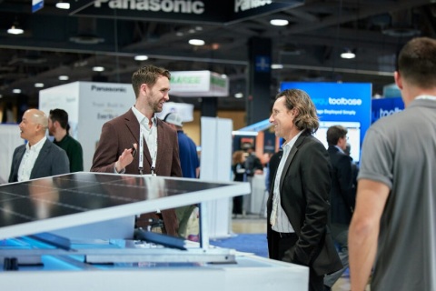 美国圣地亚哥太阳能技术展展会现场图片